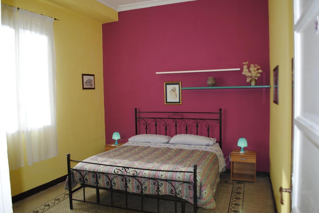 Trivani Perez Appartement Palermo Kamer foto